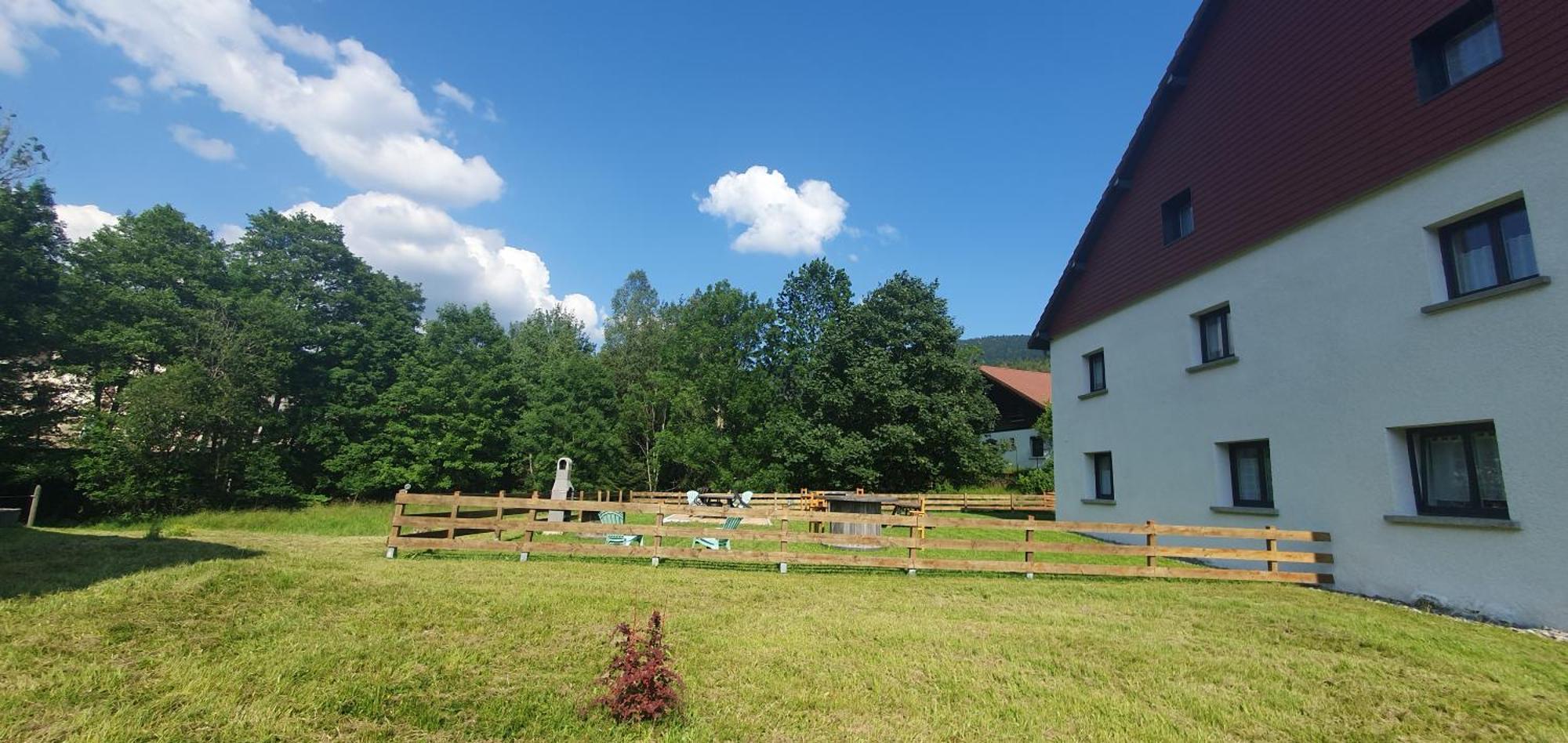 Appart Le Cerf 4 Etoiles 74M2 Корнимон Екстериор снимка
